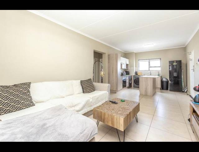 2 BEDROOM PROPERTY TO RENT IN NORTH RIDING